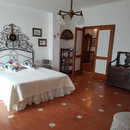 La Terrazza Di Anna Hotel Sassari Luaran gambar