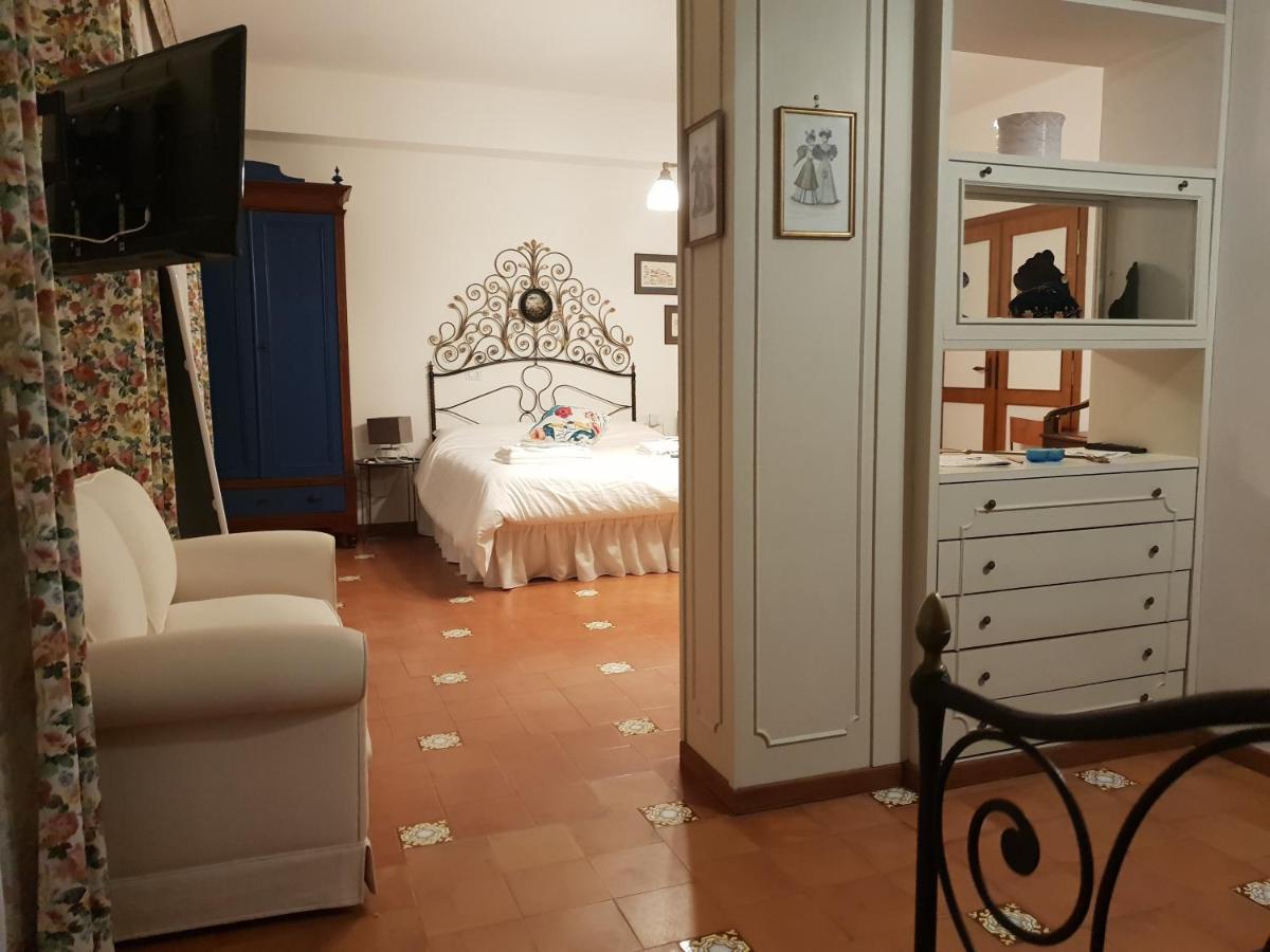 La Terrazza Di Anna Hotel Sassari Luaran gambar