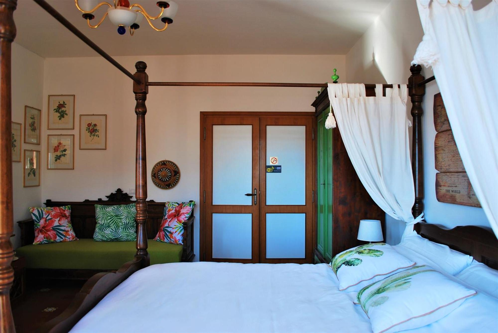 La Terrazza Di Anna Hotel Sassari Luaran gambar