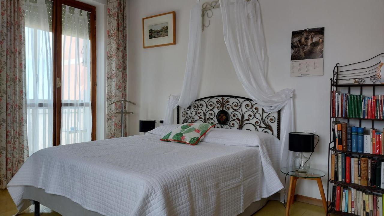 La Terrazza Di Anna Hotel Sassari Luaran gambar